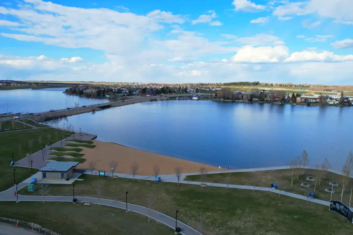 Chestermere community