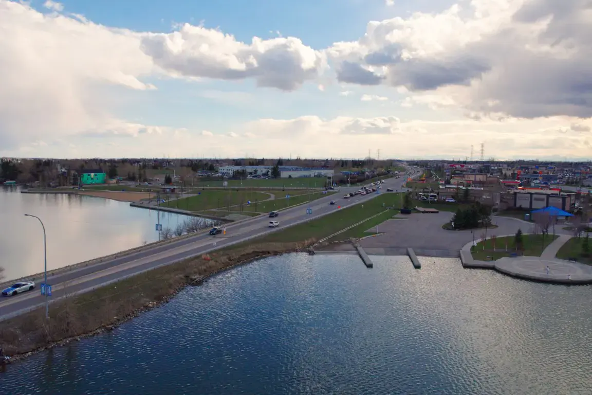 Chestermere community in Calgary